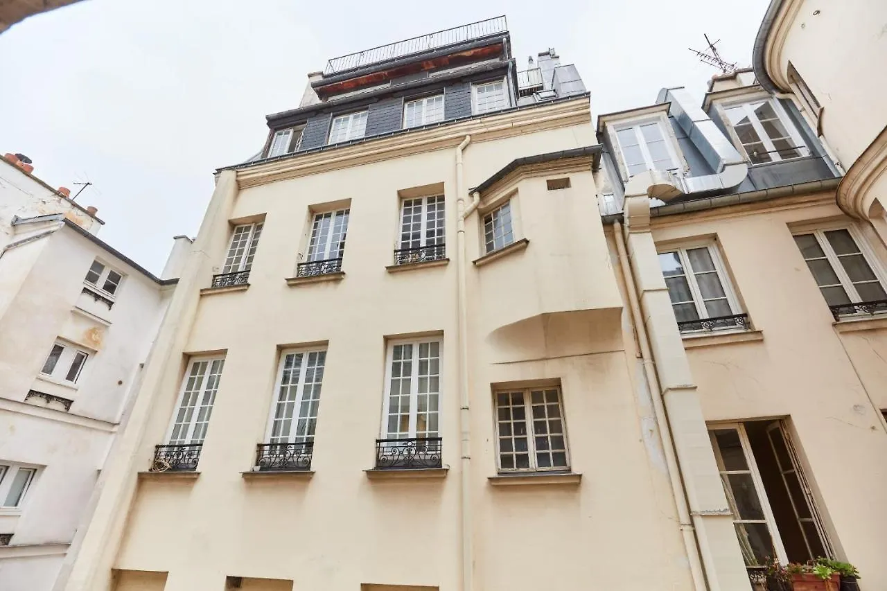 Rue Des Gravilliers - City Apartment Paris France